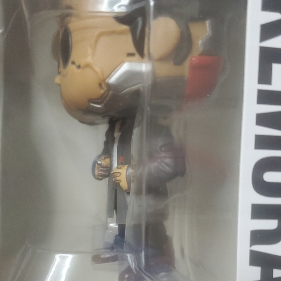 Funko Pop! Games Cyberpunk 2077 Takemura Figure - Black and White - Picture 7 of 7